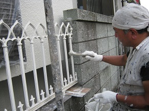 塀部分のフェンス塗装